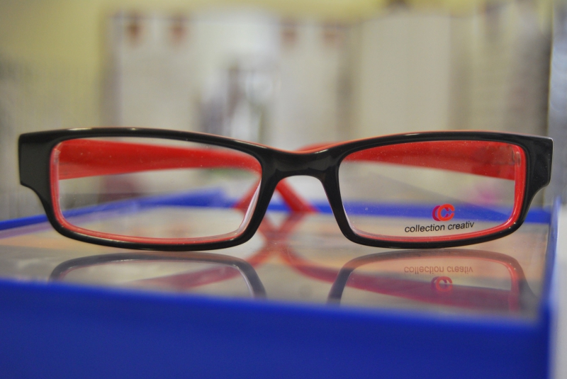 opticien-CALLIAN-min_view-sight-lens-frame-optics-spectacles-1141012-pxhere.com